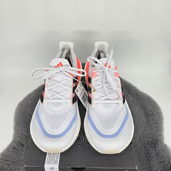 New adidas Ultra Boost Light HQ6351 White Black Solar Red Men’s Shoes Size 9 - Picture 2 of 8